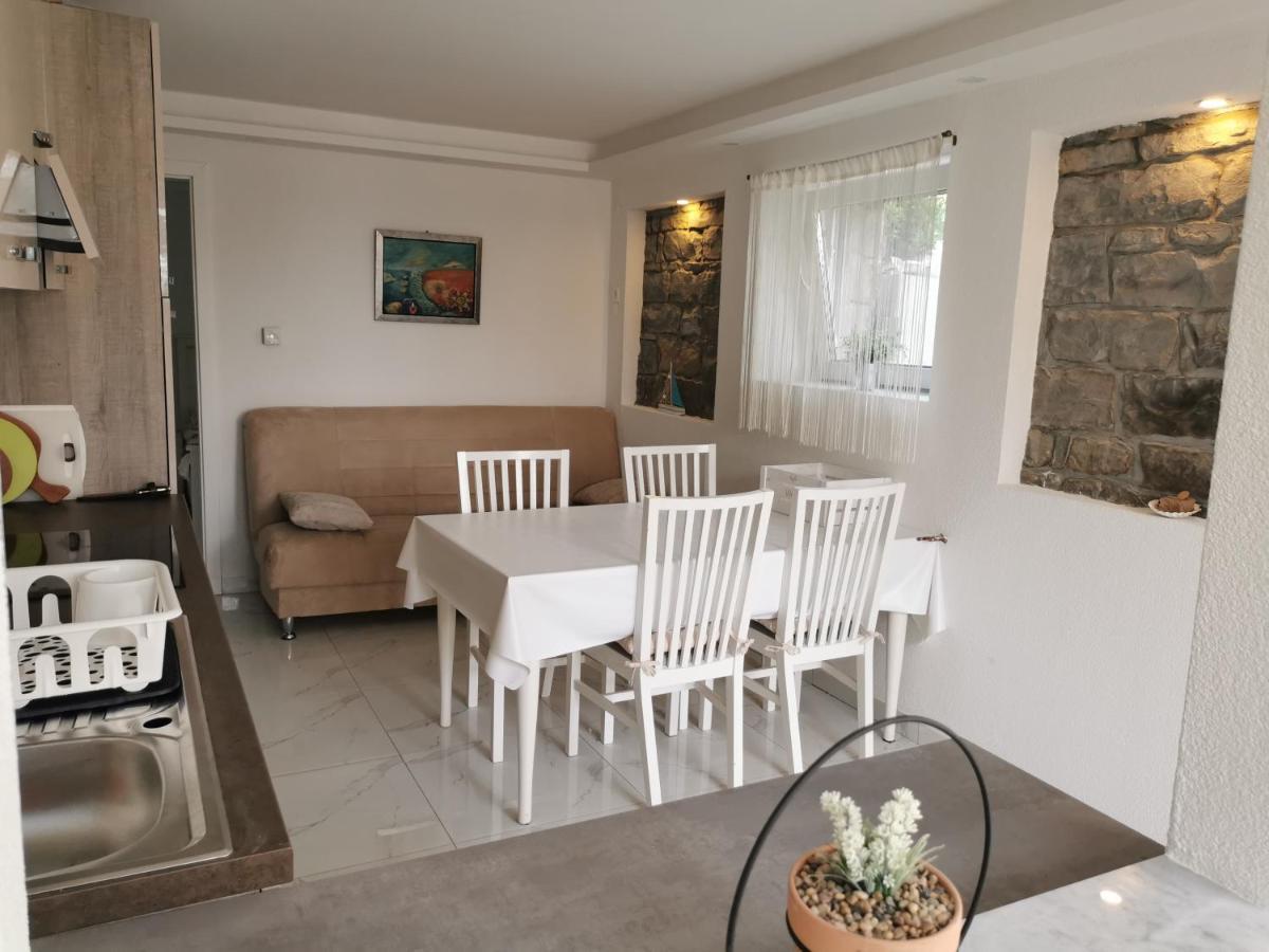 Apartma Kantina Ankaran Eksteriør billede