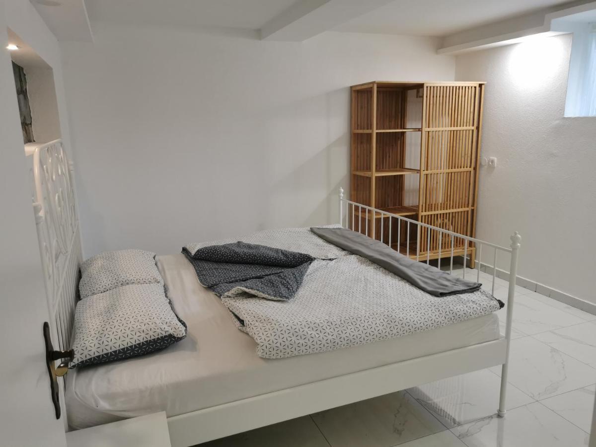 Apartma Kantina Ankaran Eksteriør billede