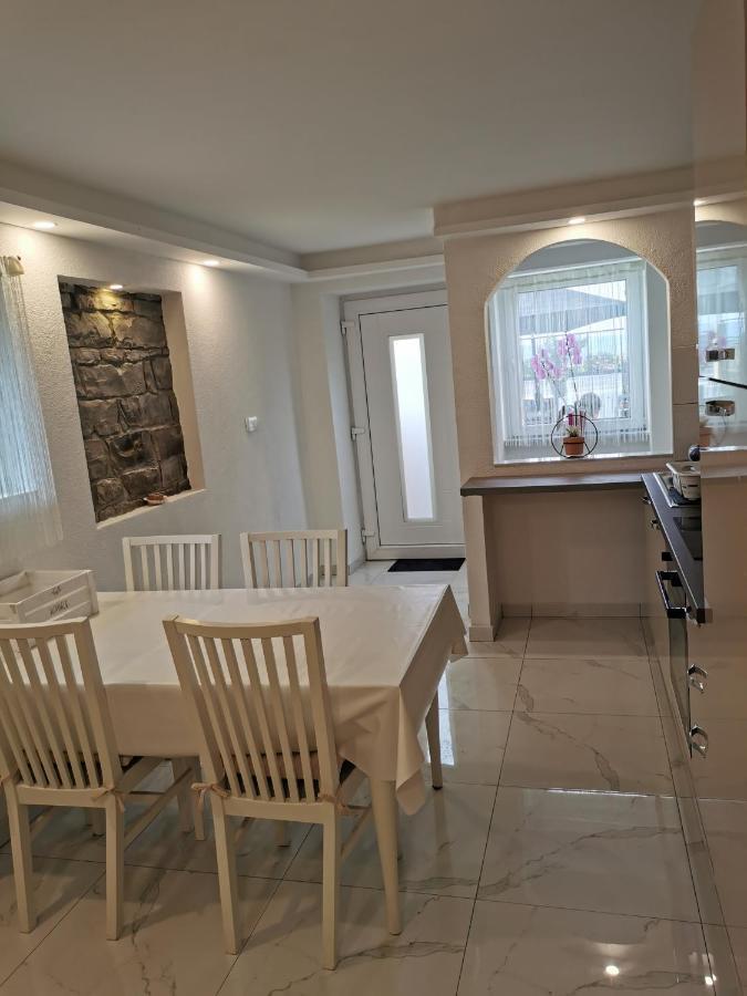 Apartma Kantina Ankaran Eksteriør billede